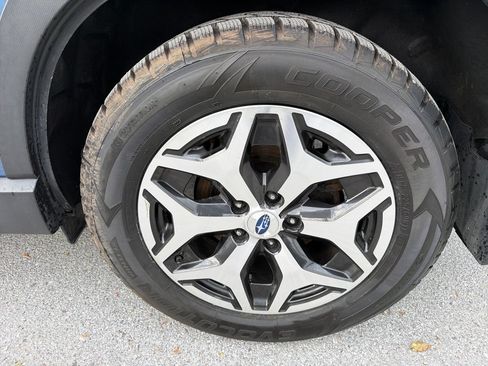 Used 2021 Subaru Forester Premium AWD/4WD image 10