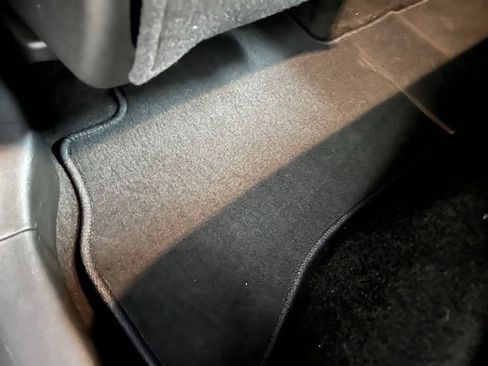 Used 2023 Buick Encore GX Select w/ Sport Touring Package image 20