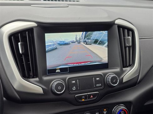 Used 2022 GMC Terrain SLT w/ Infotainment Package II image 23