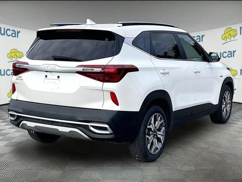 Used 2022 Kia Seltos EX AWD/4WD image 6