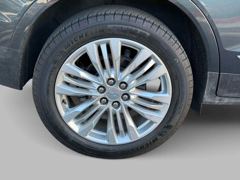 Used 2019 Cadillac XT5 Premium Luxury AWD/4WD image 13