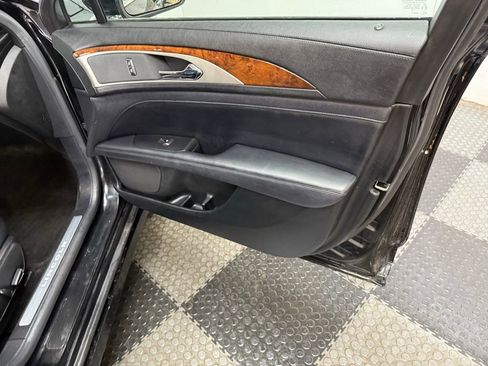 Used 2017 Lincoln MKZ Reserve w/ Climate Package image 43