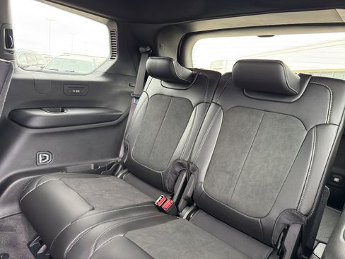 New 2026 Jeep Grand Cherokee L 4WD image 31