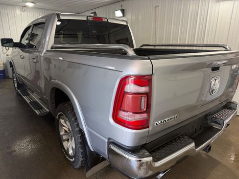 Used 2019 RAM 1500 Laramie AWD/4WD image 6