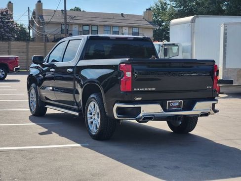 Used 2024 Chevrolet Silverado 1500 LTZ w/ LTZ Convenience Package II AWD/4WD image 3