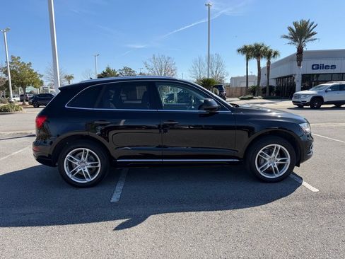 Used 2017 Audi Q5 2.0T Premium Plus w/ Technology Package image 6