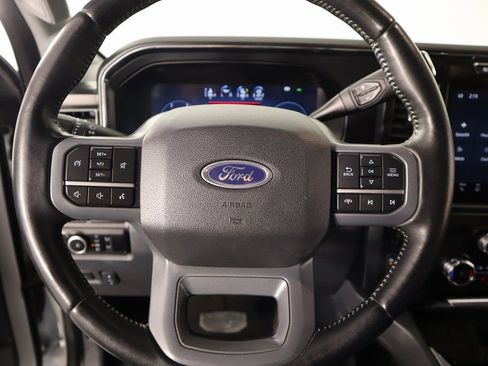 Used 2024 Ford F250 Lariat image 3