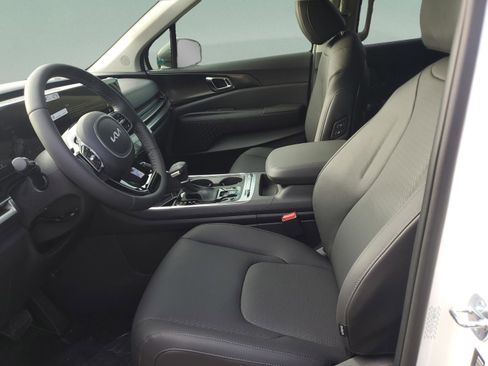 New 2026 Kia Carnival SX Prestige FWD image 18