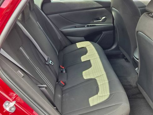Used 2024 Hyundai Elantra SEL FWD image 14