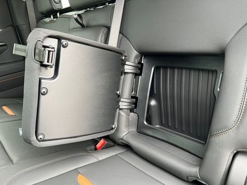 New 2026 GMC Sierra 1500 AT4 w/ AT4 Premium Package image 6