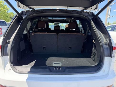 Used 2024 Lincoln Aviator Reserve w/ Elements Package Plus AWD/4WD image 7