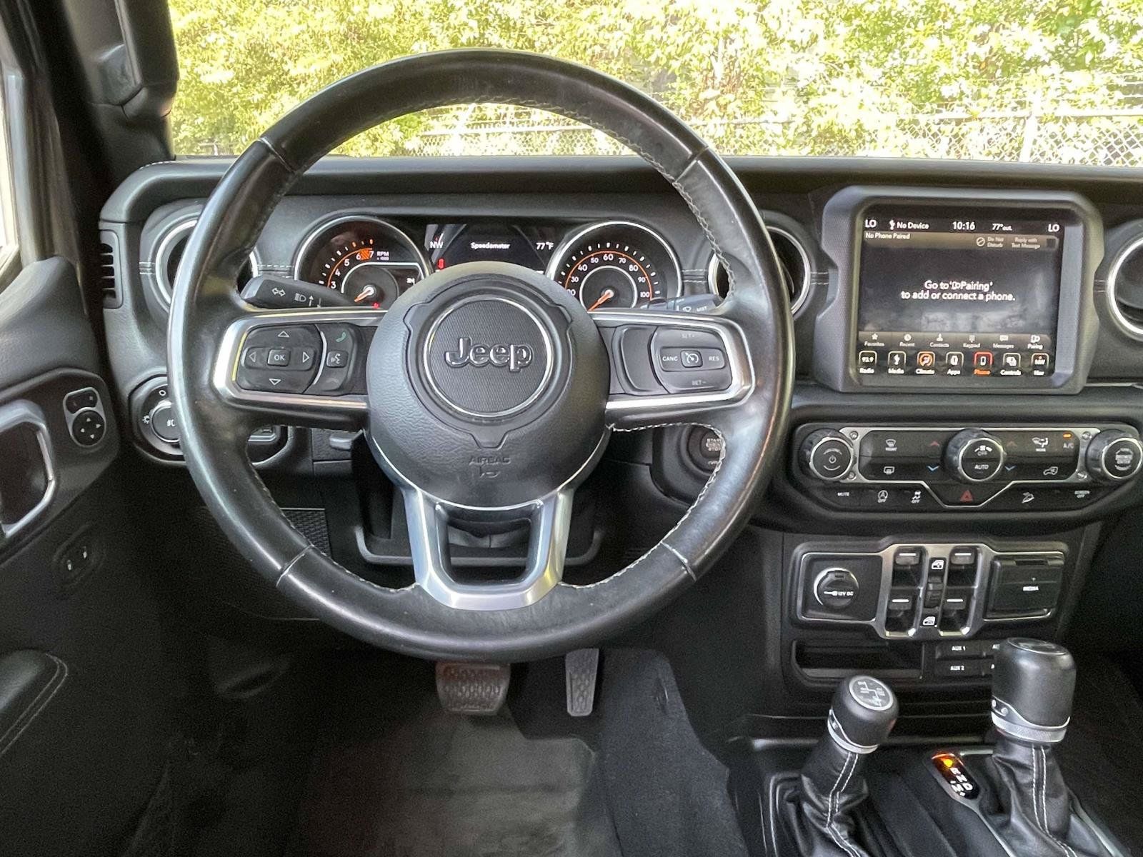 Used 2019 Jeep Wrangler Unlimited Sahara AWD/4WD image 15