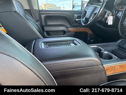 Used 2017 Chevrolet Silverado 2500 High Country w/ Duramax Plus Package image 92