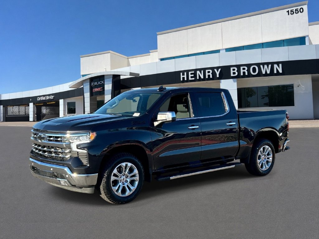 Used 2023 Chevrolet Silverado 1500 LTZ w/ Technology Package AWD/4WD image 1