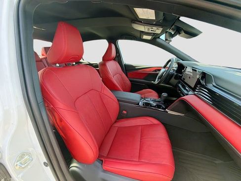 Used 2025 Toyota Camry XSE AWD/4WD image 26