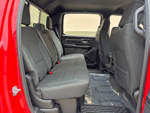 Used 2020 RAM 1500 Big Horn AWD/4WD image 38