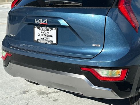 New 2025 Kia Niro SX image 5