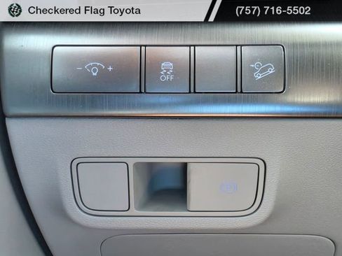 Used 2024 Hyundai Kona SEL image 10