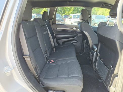 Certified 2021 Jeep Grand Cherokee Laredo AWD/4WD image 15