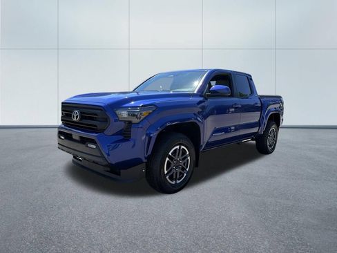Used 2024 Toyota Tacoma SR5 AWD/4WD image 2