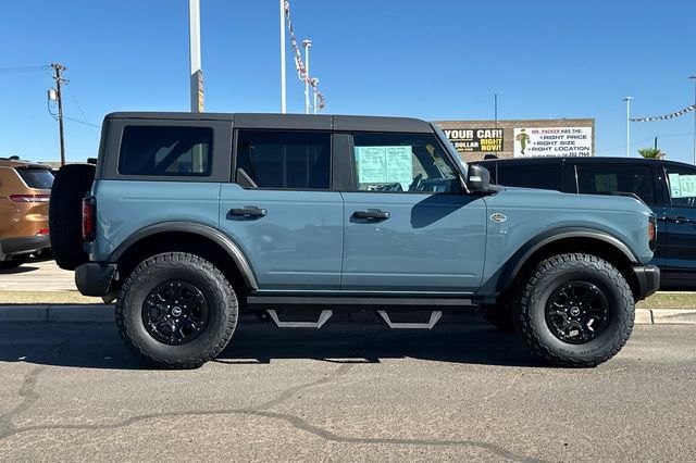 Used 2023 Ford Bronco Wildtrak AWD/4WD image 2