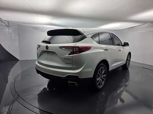 Used 2024 Acura RDX w/ Technology Package AWD/4WD image 4