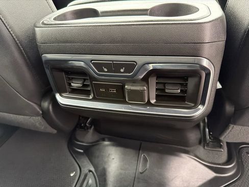 Used 2023 GMC Sierra 2500 AT4 w/ AT4 Preferred Package AWD/4WD image 12