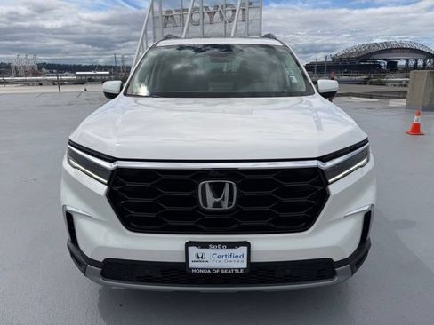 Certified 2024 Honda Pilot Elite image 12