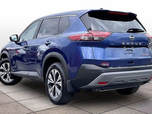 Used 2023 Nissan Rogue SV image 11