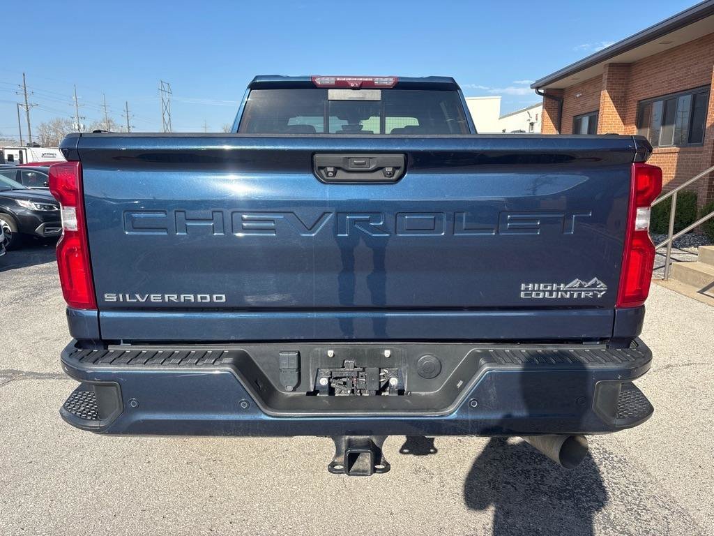 Used 2022 Chevrolet Silverado 3500 High Country AWD/4WD image 11