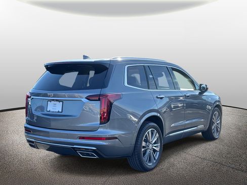 Used 2021 Cadillac XT6 Premium Luxury image 24