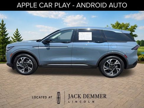 Used 2026 Lincoln Nautilus Premier w/ Equipment Group 102A AWD/4WD image 4