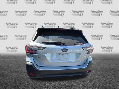 Used 2023 Subaru Outback Premium image 10
