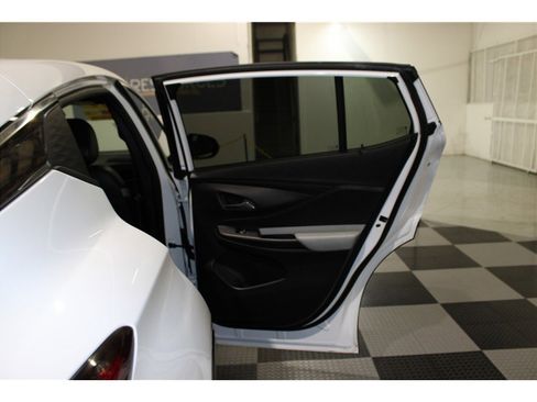 Used 2024 Buick Envista Preferred w/ Advanced Safety Package image 22