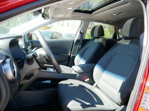 Used 2023 Hyundai Kona SEL w/ Cargo Package FWD image 37