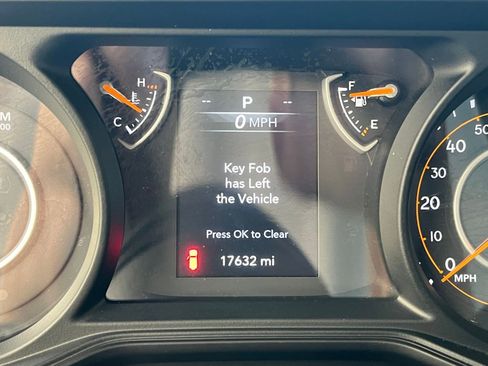 Used 2025 Jeep Wrangler Sport S image 39