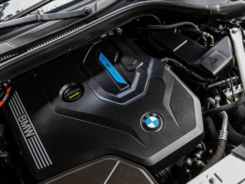 Used 2021 BMW X3 xDrive30e w/ Convenience Package image 30