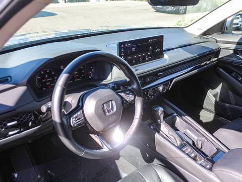 Used 2023 Honda Accord Touring image 23