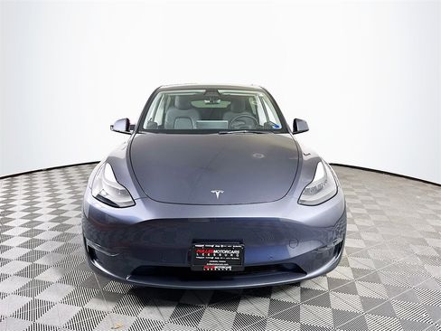 Used 2022 Tesla Model Y Performance image 2