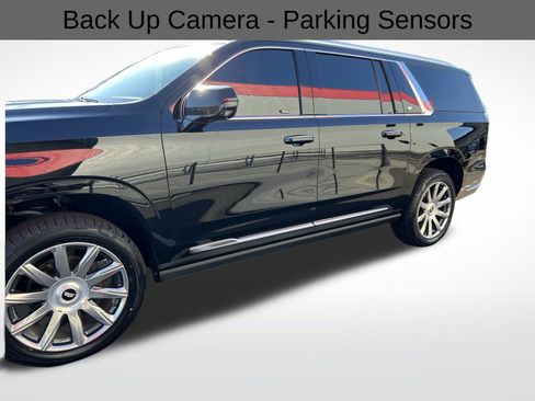 Used 2024 Cadillac Escalade ESV Premium Luxury Platinum image 9