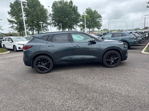 Used 2019 Chevrolet Blazer LT w/ Sun and Wheels Package FWD image 9