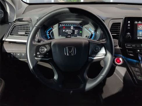 Used 2024 Honda Odyssey Touring image 23