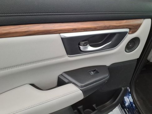 Certified 2020 Honda CR-V Touring image 16