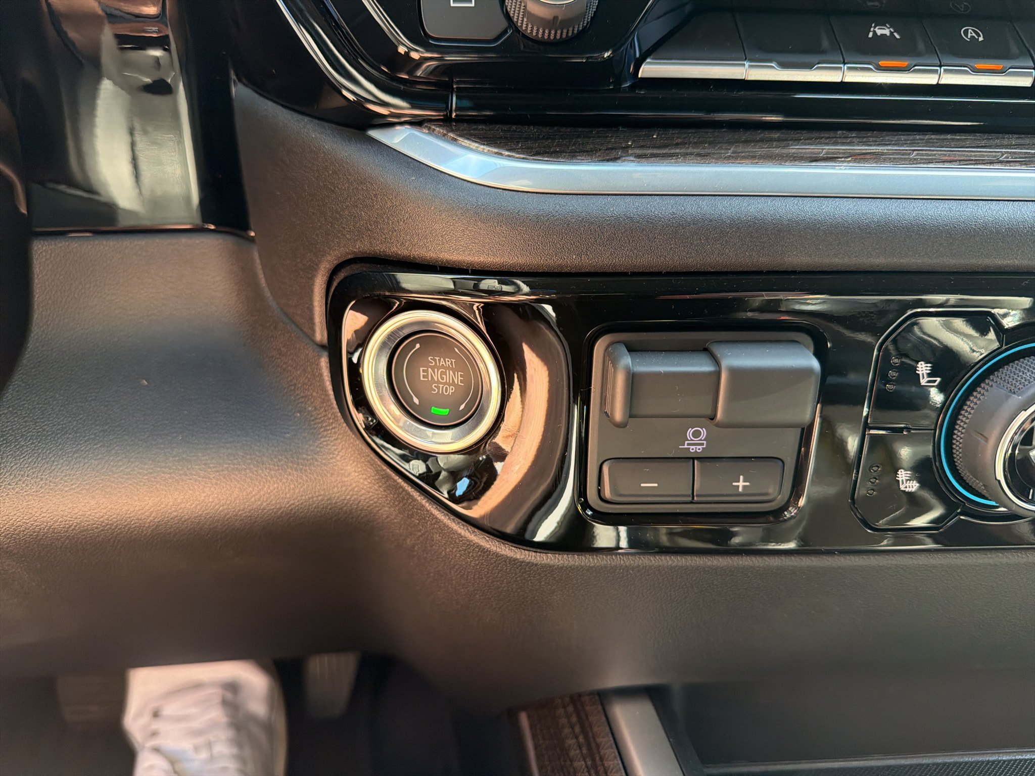 New 2026 Chevrolet Silverado 1500 RST AWD/4WD image 34