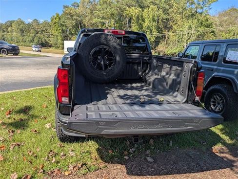 New 2025 Chevrolet Colorado ZR2 w/ ZR2 Bison Edition image 30