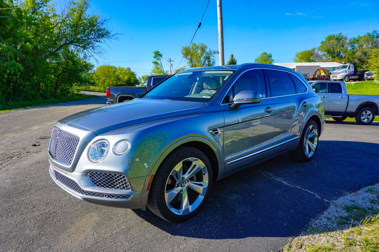 Used 2017 Bentley Bentayga AWD/4WD image 7