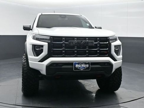 Used 2023 GMC Canyon AT4 w/ Technology Package image 2