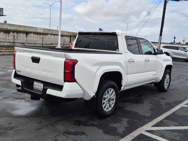 Used 2026 Toyota Tacoma SR5 AWD/4WD image 8