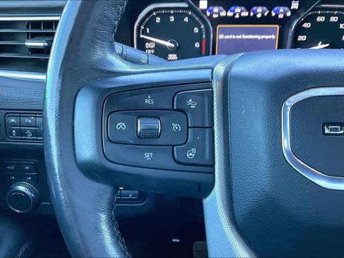 Used 2021 GMC Yukon XL Denali w/ Denali Premium Package image 19