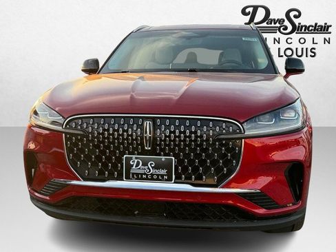 Certified 2025 Lincoln Aviator Reserve w/ Equipment Group 201A AWD/4WD image 2